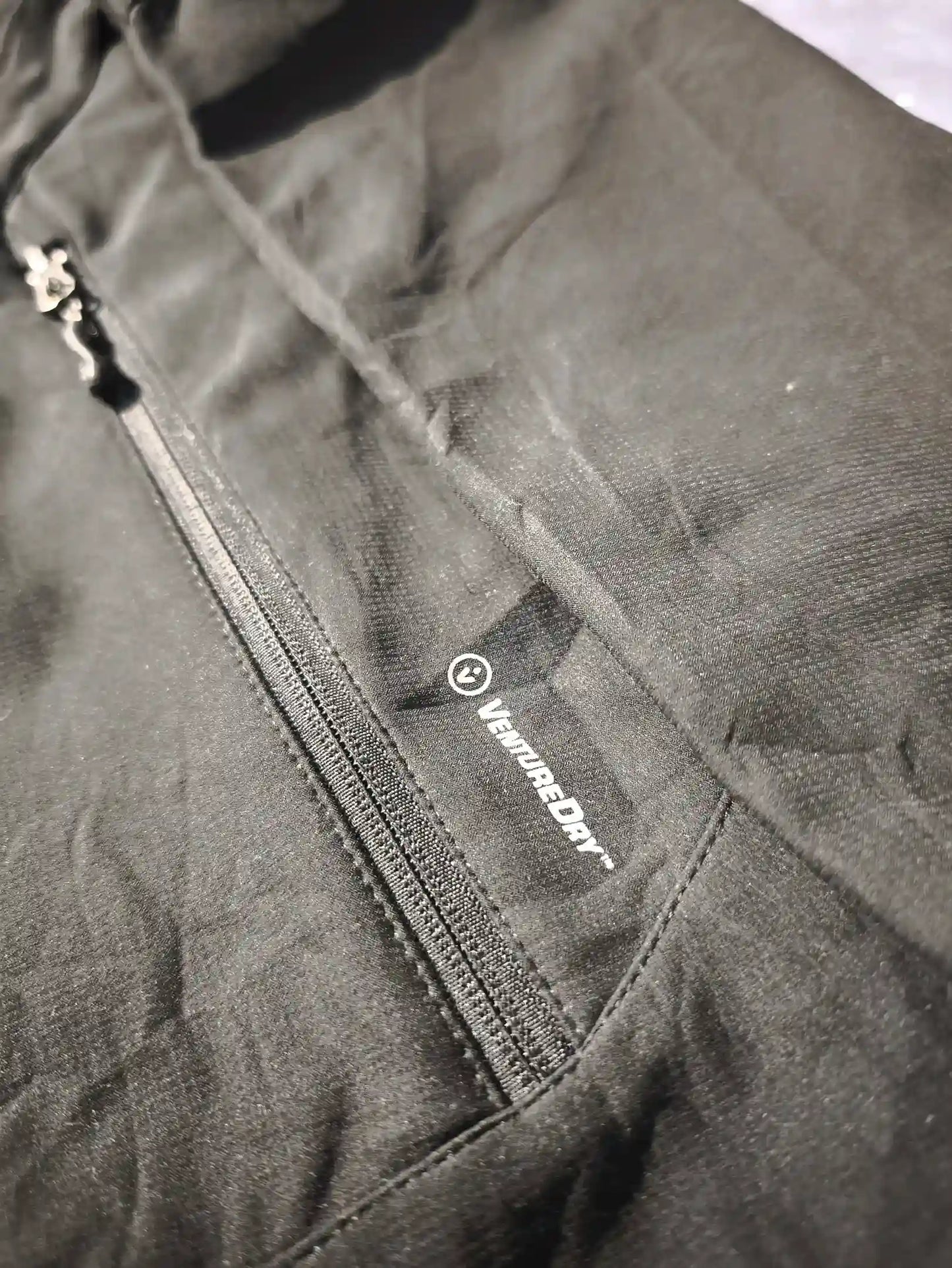 Champion x Venture Dry Softshell Kabát – Fekete (Férfi/M)