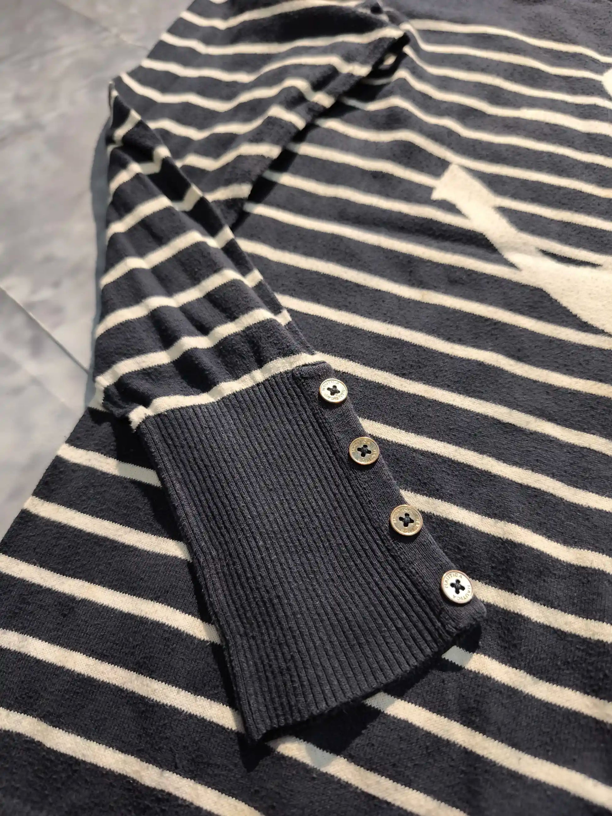 Nautica Csíkos Pulóver – Sötétkék/Fehér (Női/L-XL)