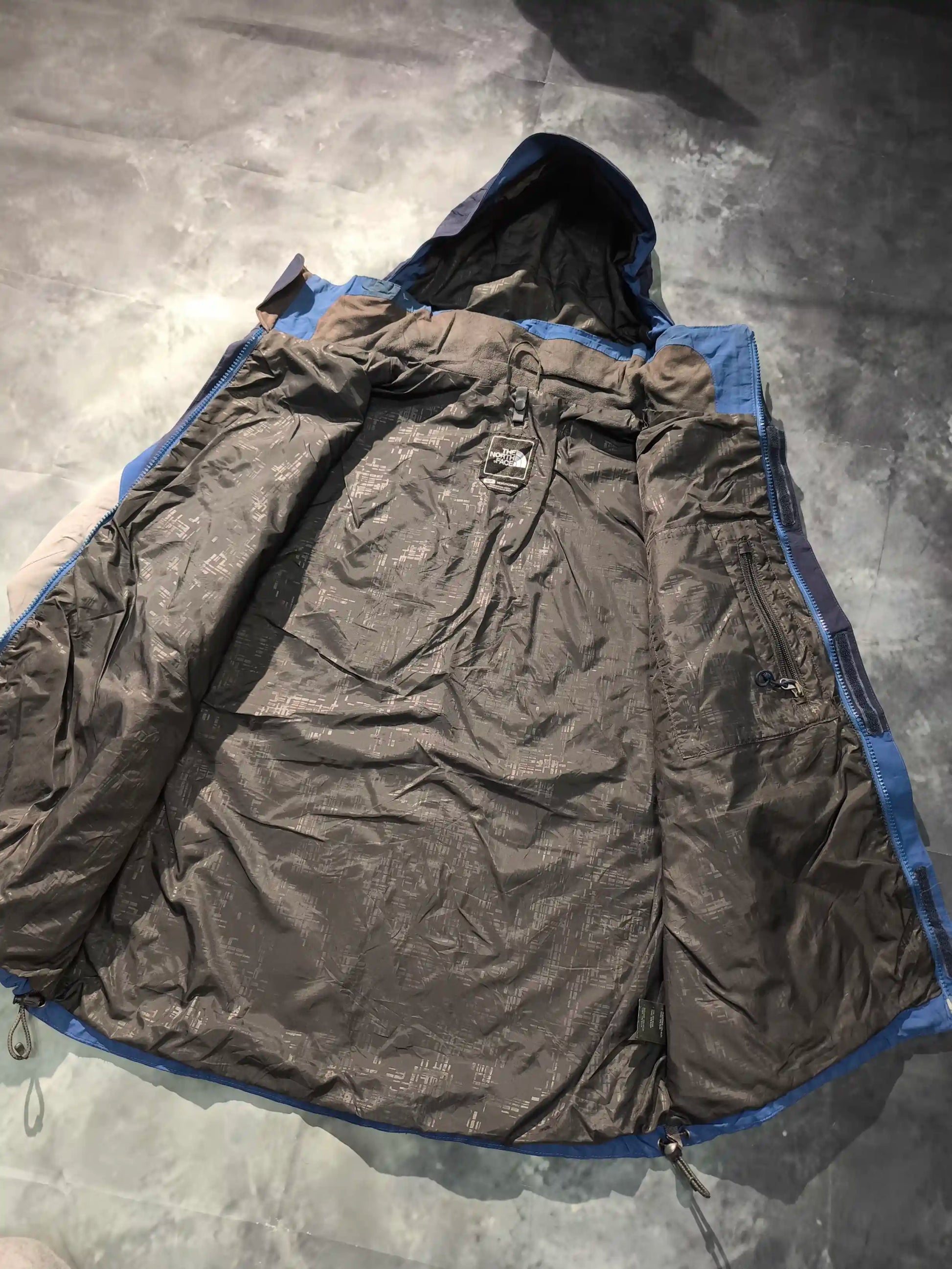 The North Face HyVent Outdoor Kabát – Kék (Férfi/S)